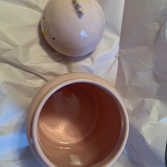 Rae Dunn tweet heart canister with topper - Picture 3 of 4